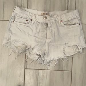 Free people good vibrations white shorts size 29